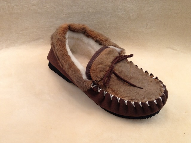 Sheepskin Footwear Image - 22