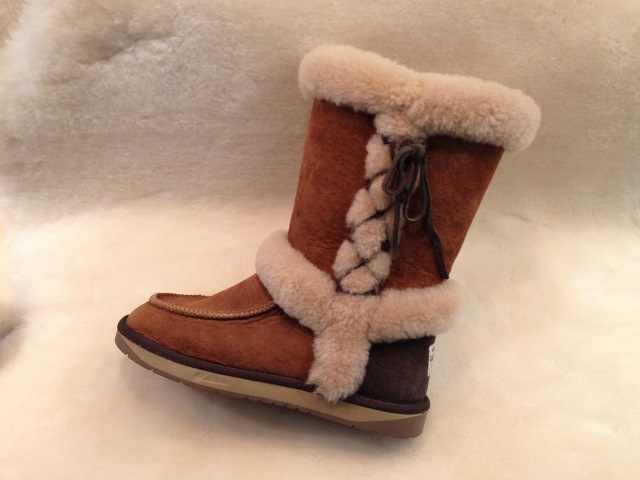 Sheepskin Footwear Image - 23
