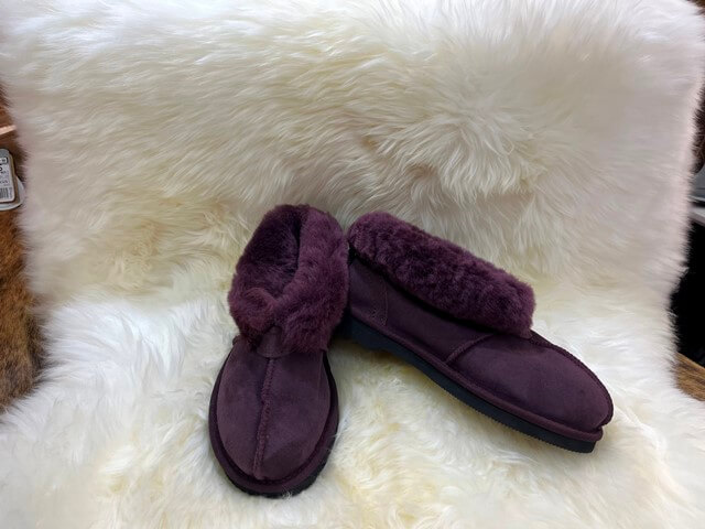 Sheepskin Footwear Image - 39