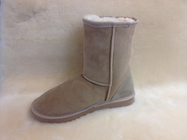 Sheepskin Footwear Image - 8